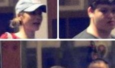 宁静爆料儿子视频播放,温馨家庭生活瞬间